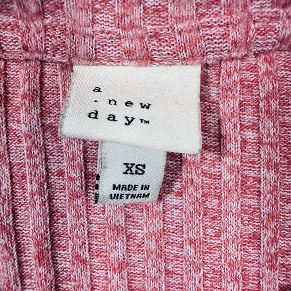 A New Day Pink Ribbed Knit Sweater XS - Picture 4 of 9